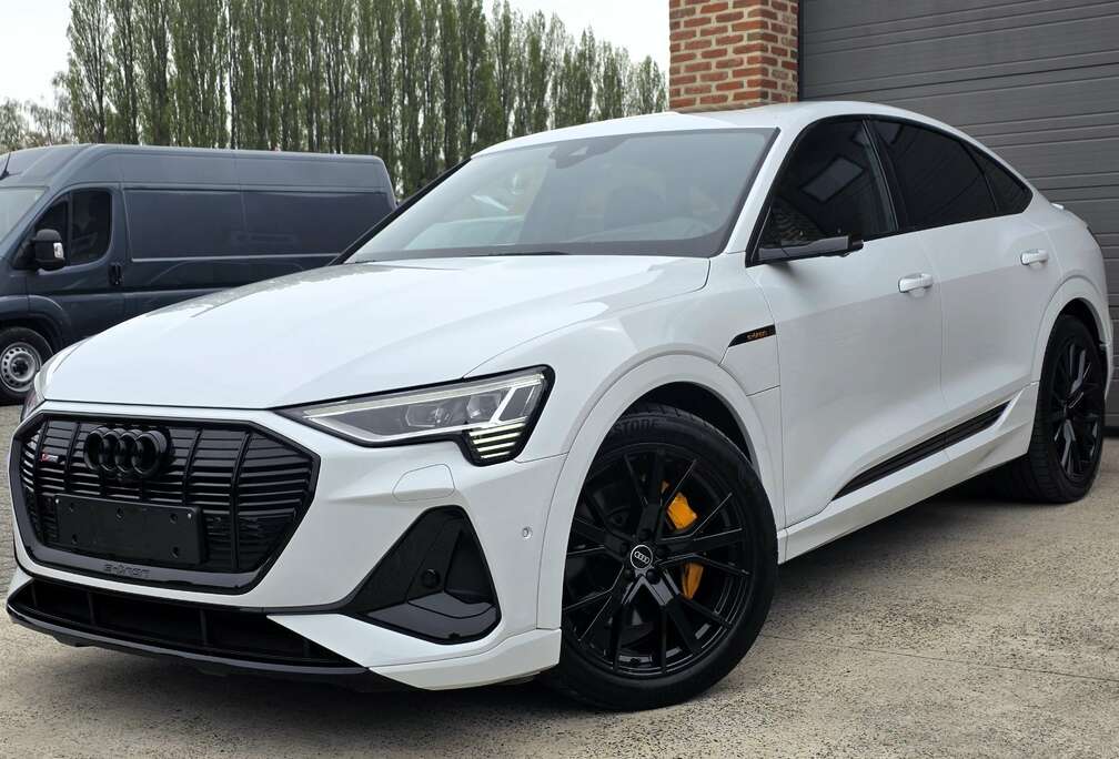 Audi Sportback - 55 Quattro 408PK - Black Edition