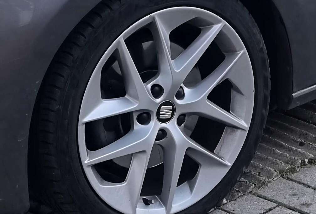 SEAT 1.8 TSI Start&Stop DSG FR