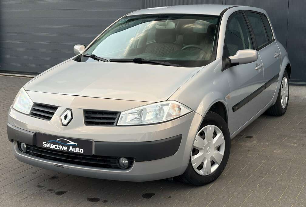Renault Megane 1.4i 16v Expression Référence