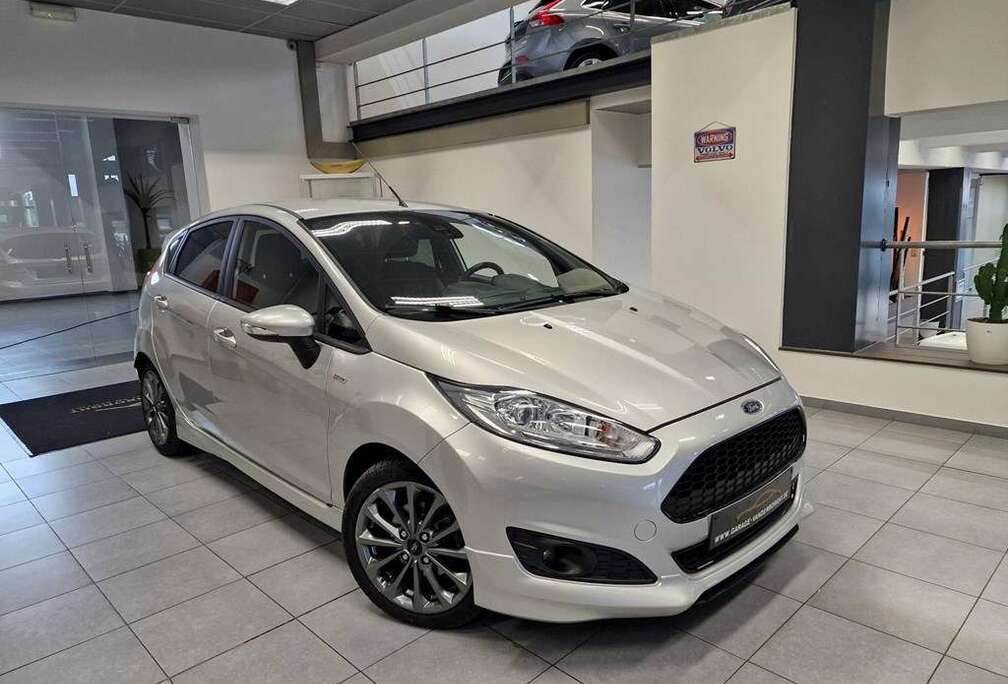 Ford ST-LINE BENZINE GPS SLECHTS 56000KM