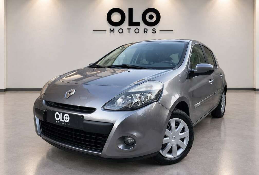 Renault CLIO 1.2 -ESSENCE -ICE WATCH ÉDITION -CLIMATISATION -EURO5 LEZ 2030- 82.620KM - 1 main