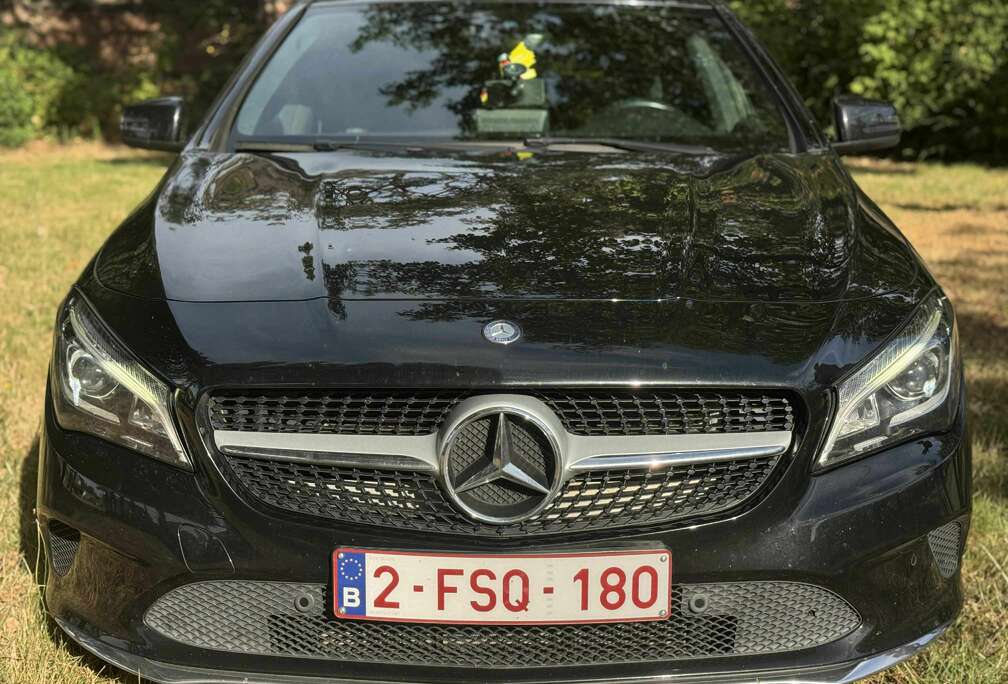 Mercedes-Benz CLA Shooting Brake 180 7G-DCTPeak Edition