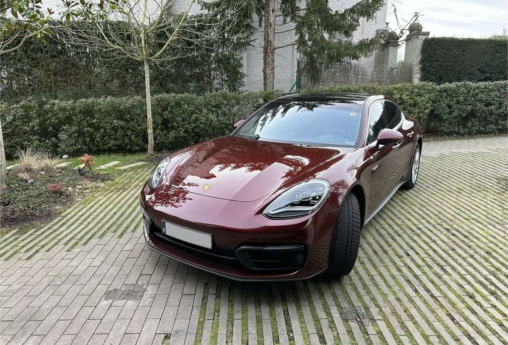 Porsche 4 e-Hybrid Sport Turismo 2.9 V6 Bi-T.PDK (340 kW)