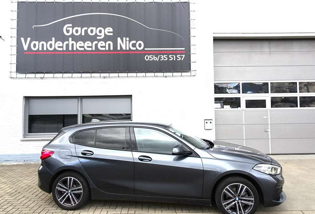 BMW i Sport Line CARPLAY,FULL LED,SPORTZETELS,NAVI,DAB