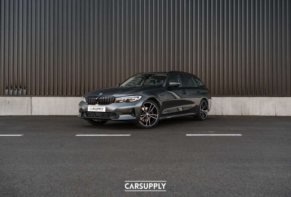 BMW 320eA PHEV Touring- Camera- Trekhaak- Acc- Apple