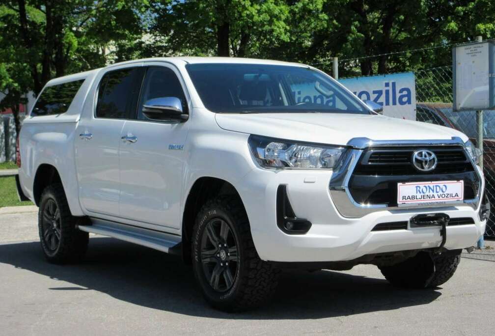 Toyota 2.4 D-4D 4x4 DOUBLE CAB CITY - NETTO 26.000€