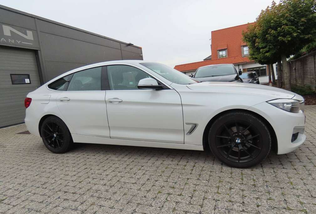 BMW Gran Turismo 320 d