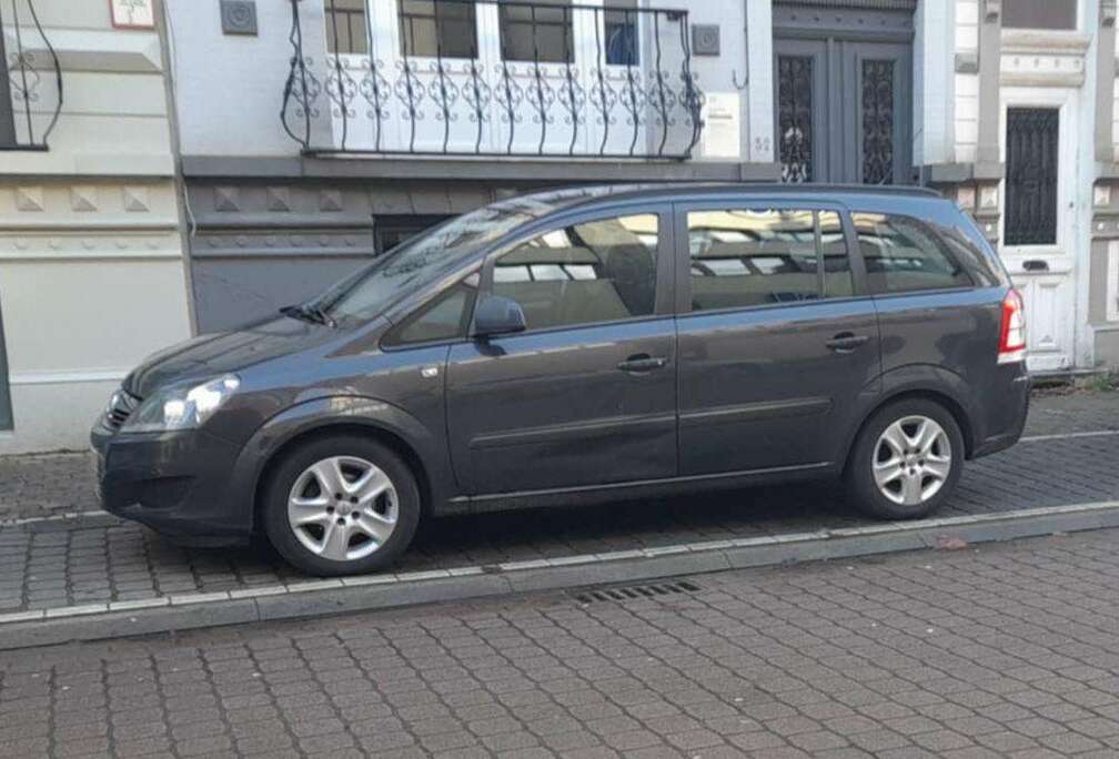 Opel Zafira 1.6 Njoy mit Style-Paket
