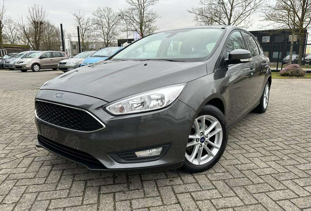Ford Focus 1.0 EcoBoost 99g Start-Stopp-System Titanium