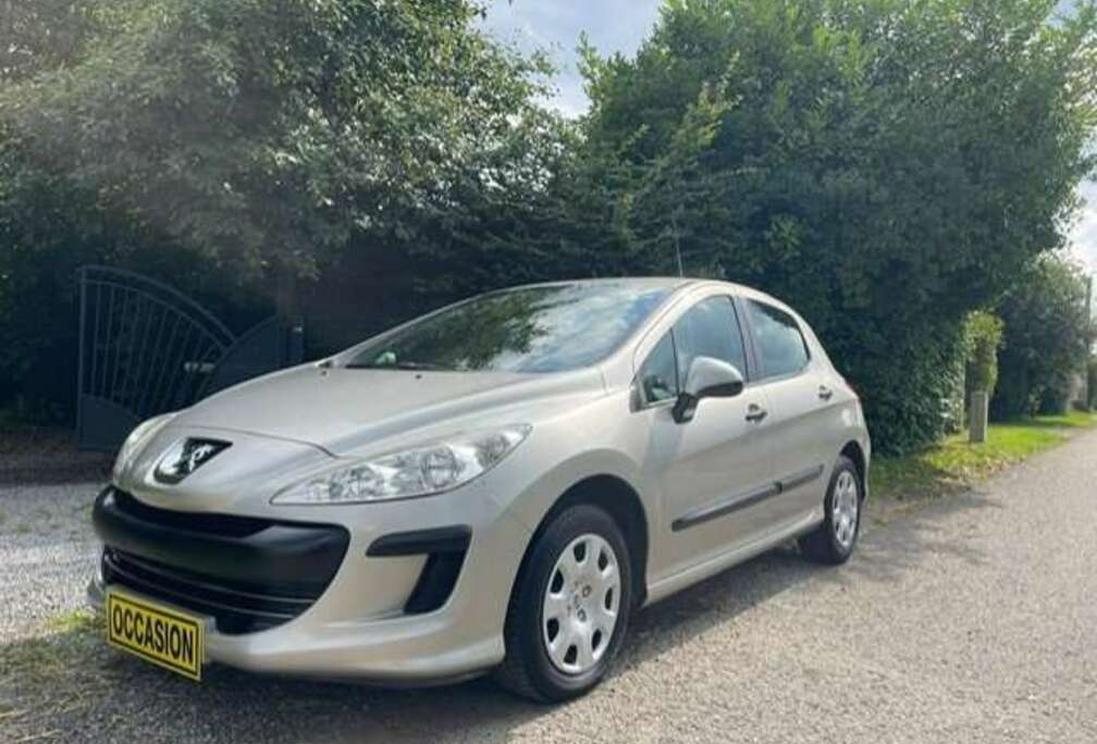 Peugeot 308 1.4i SUPERBE ETAT ROULE COMME UNE NOUVELLE