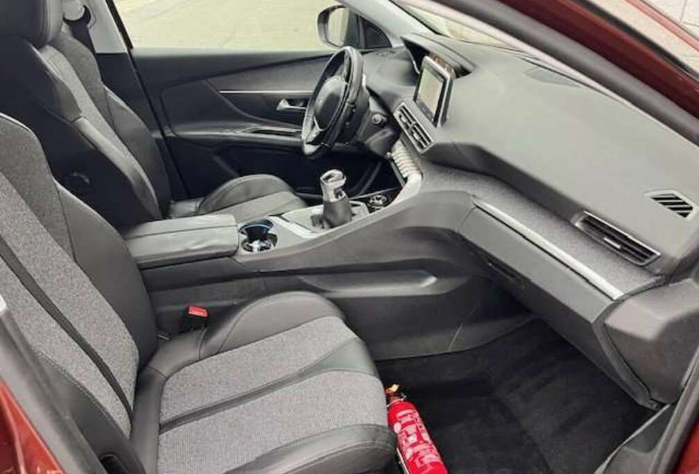 Peugeot *GPS*CAMERA* 1.2 BENZ 130 PK Allure