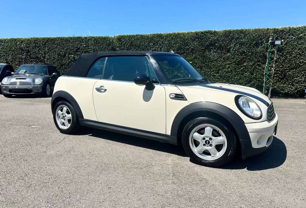 MINI Mini Cabriolet 1.6i Cooper