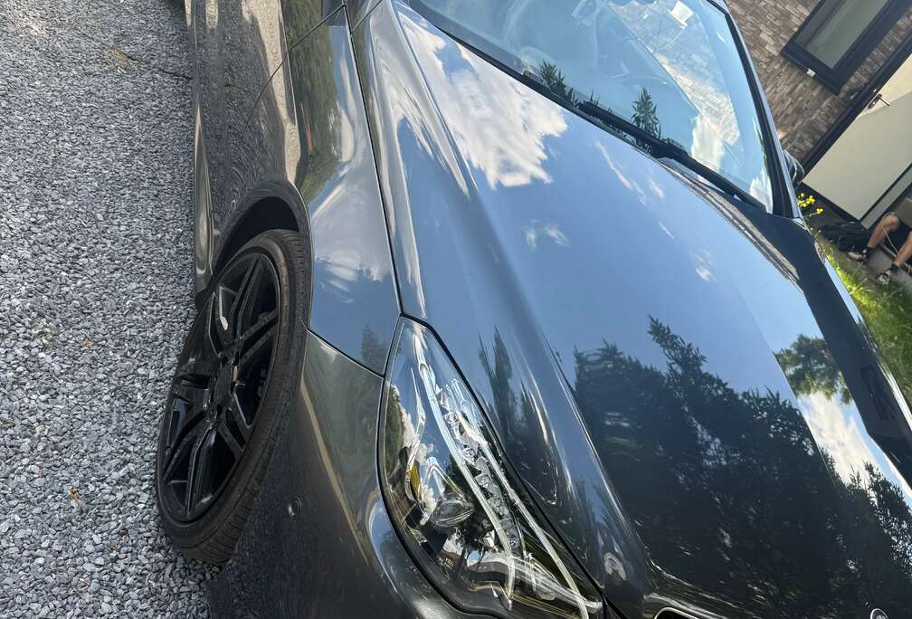 Mercedes-Benz E250 cabrio amg facelift