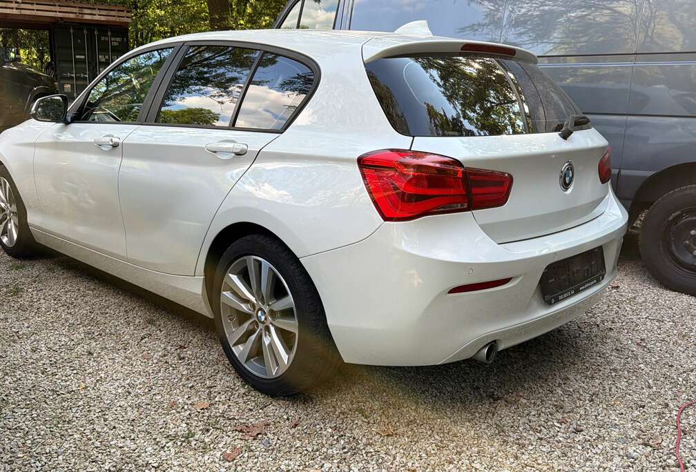 BMW 116i JOY Edition