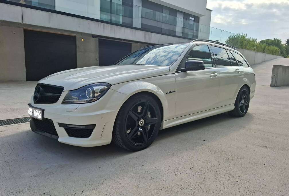 Mercedes-Benz 6.2 V8 - Facelift model - 2011 - Lichte vracht