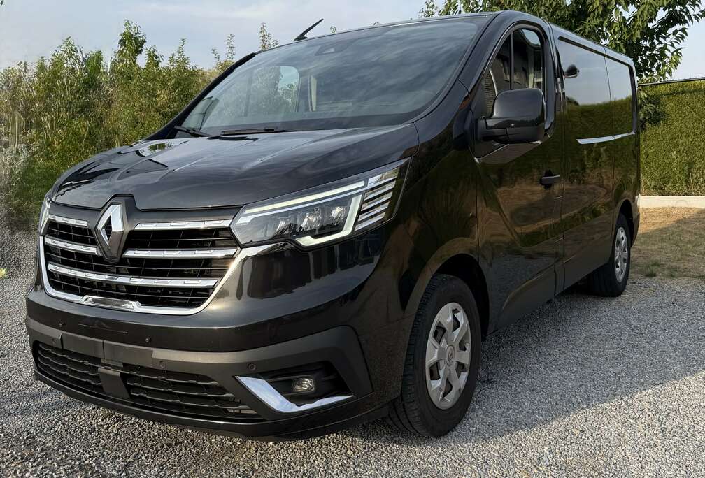 Renault 2.0 dCi 29 L1H1 Grand Confort EDC (EU6d)