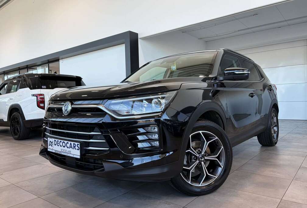 SsangYong Apple Caplay - Android Auto / Camera / Keyless / Zetel & Stuurverwarming /