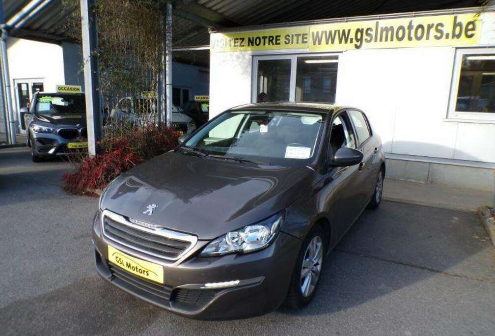 Peugeot 1.2i 82cv Gris 01/15 Airco GPS Bluetooth