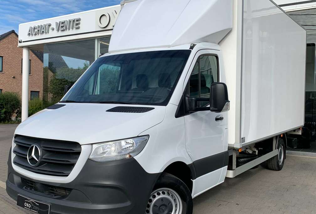 Mercedes-Benz 316 CDI 163CV / CAISSE * KOFFER * BOX * MEUBELBAK * 23M3  + LIFT DHOLLANDIA / BOITE AUTO / 3 PLACES / GPS / PERMIS B/ TVA