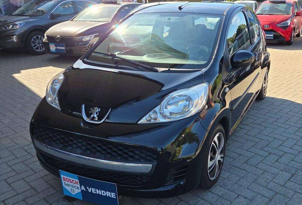 Peugeot 107 1.0i