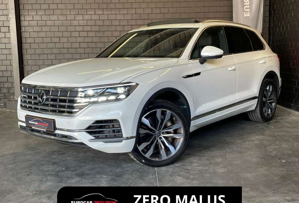 Volkswagen 3.0 TSi V6 eHybrid 4MOTION Elegance  381 CV