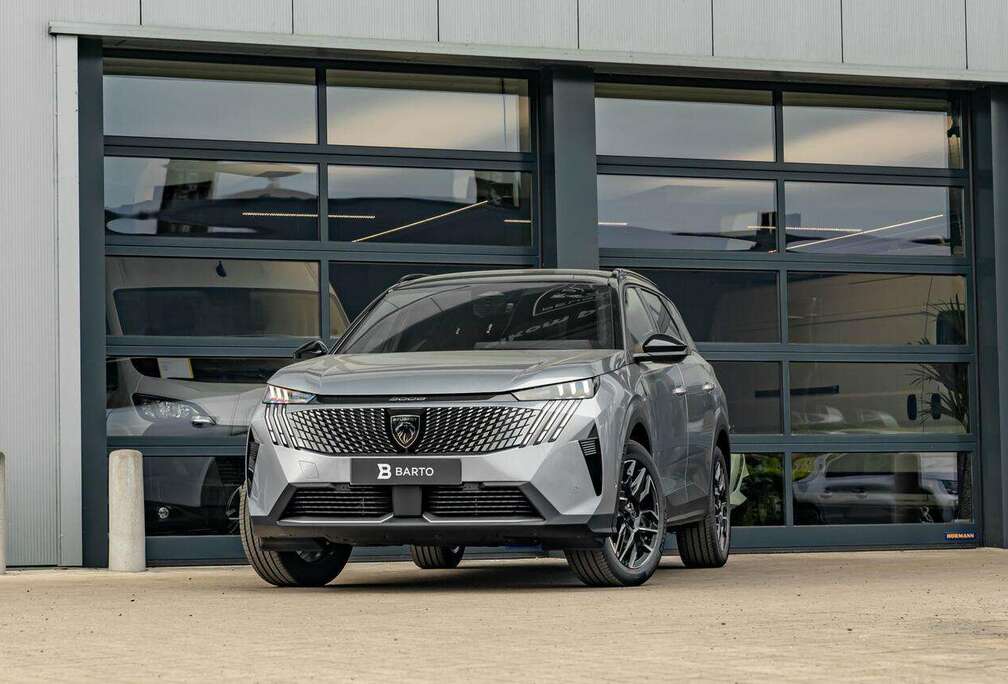 Peugeot GT  MHEV 136 PK AT  7-zit  Alcantara  Camer...