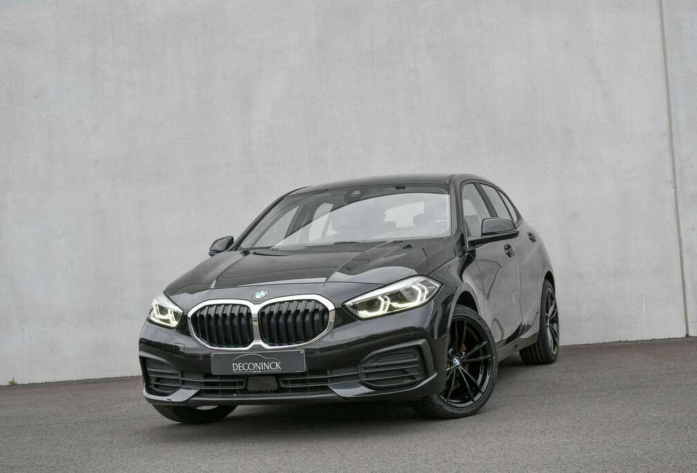 BMW 116 d *LED*NAVIGATIE*BLUETOOTH*CC*PDC*CARPLAY*