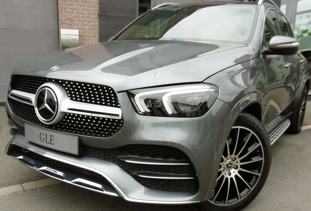 Mercedes-Benz d 4-MATIC / 7 PLACES / PACK AMG / TOIT PANO ......