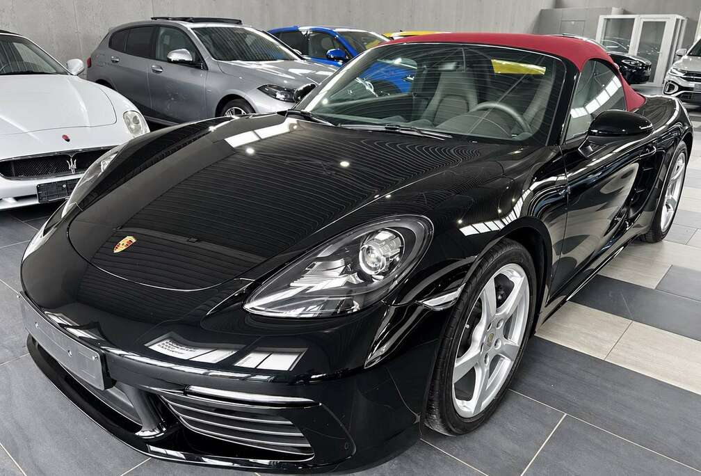 Porsche 718 Boxster 2.0 Turbo / 1er PROPRIO / 16.500KM!!!