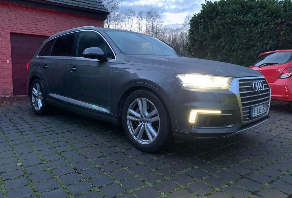 Audi Q7 3.0 TDI e-tron quattro tiptronic