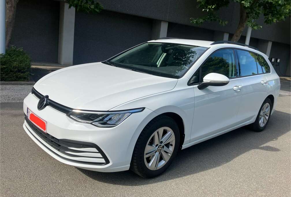 Volkswagen Golf Variant 1.0 eTSI OPF DSG Life