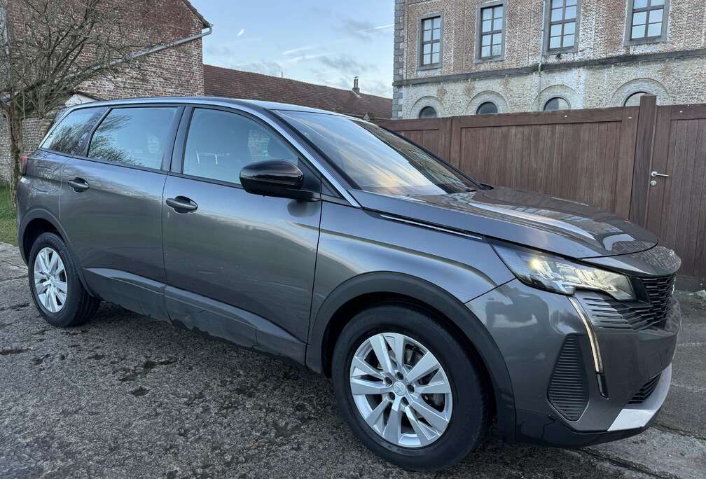 Peugeot 1.2 PureTech Allure Pack *7 PLACES*