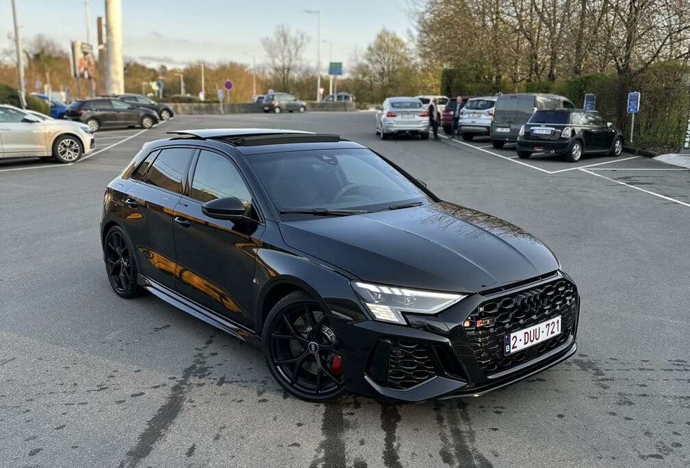 Audi Berline 2.5 TFSI 400 S tronic 7 Quattro