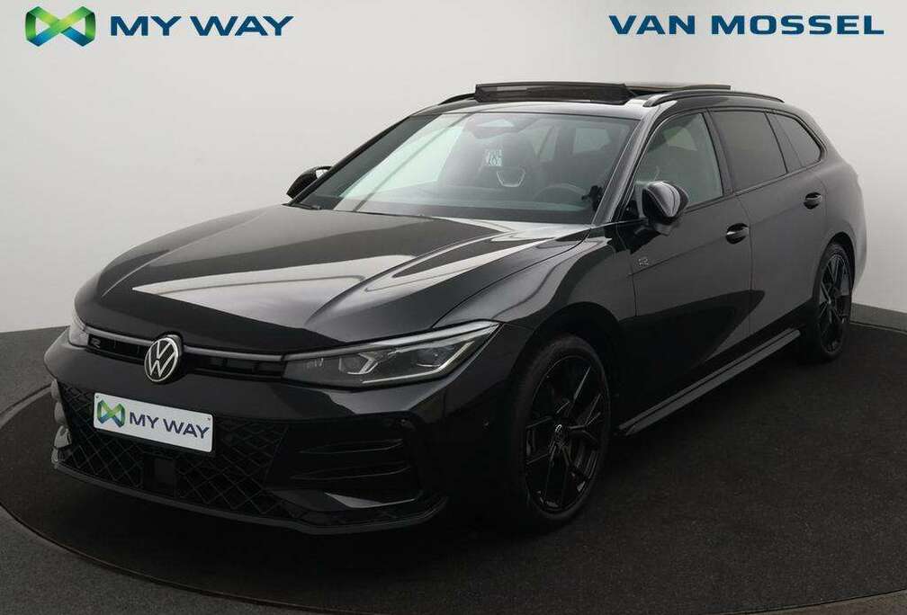 Volkswagen Passat R-Line Business Premium 1.5TSI mHEV 150PK *AUTOMAAT*PANODAK*LEDER*ALCANTARA*SPORTZETELS*CAMERA*PDC*ACC*NAVI*...*
