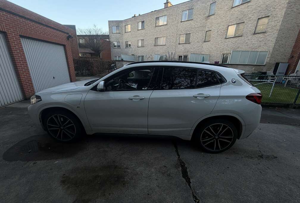 BMW xDrive25e Sport