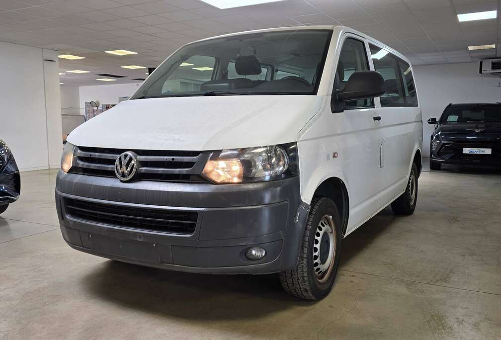 Volkswagen 2.0 TDi - Navigatie - Leder - Airco - Trekhaak