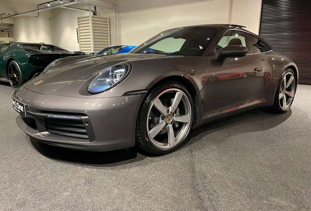 Porsche 911 Carrera PDK