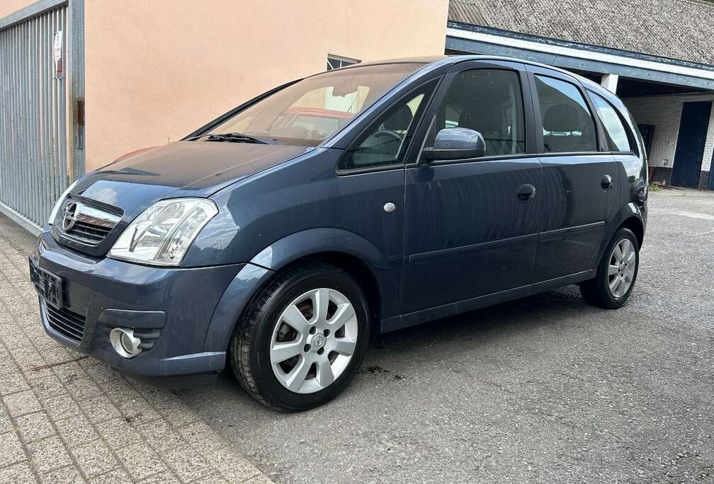 Opel Meriva 1.4i Cosmo 12 mois de garantie