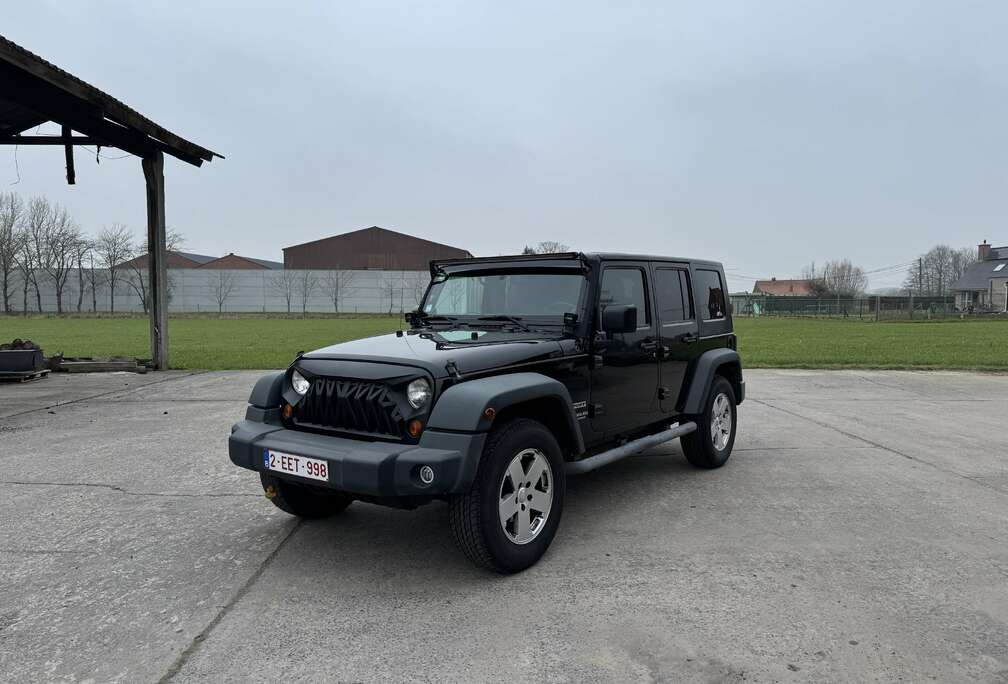 Jeep 2.8 CRD Unlimited Sport
