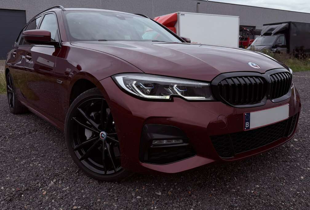 BMW 330e Touring