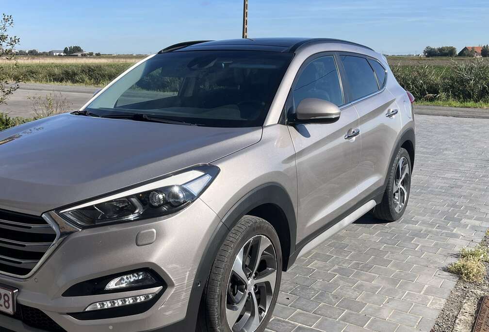 Hyundai blue 1.7 CRDi 2WD DCT Style