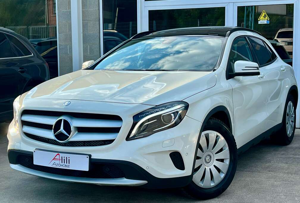 Mercedes-Benz CDI*Toit-Pano*Bi-Xenon*Cuir*Gps*Garantie 12 Mois*