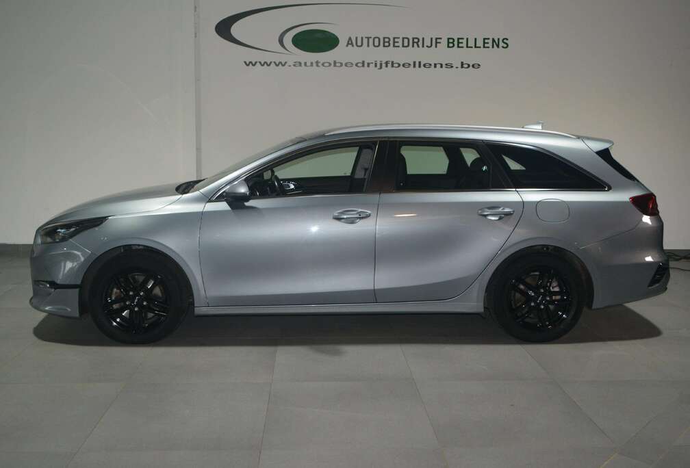 Kia Ceed SW 1.5 T-GDI DCT7 OPF JBL Sound Edition