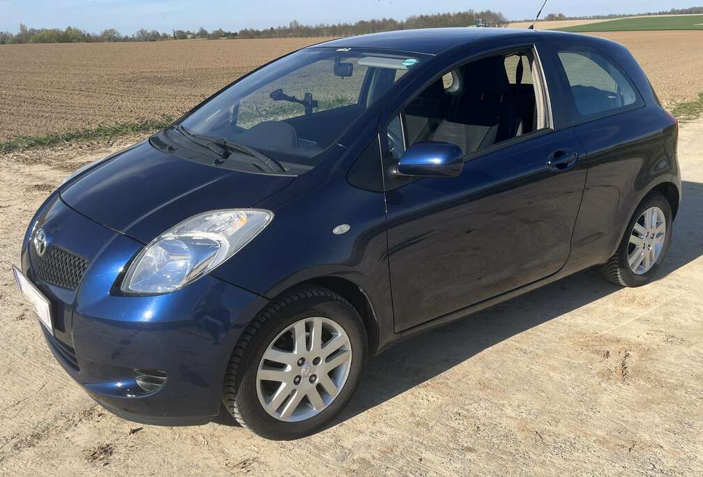 Toyota Yaris 1.0i VVT-i Yaris