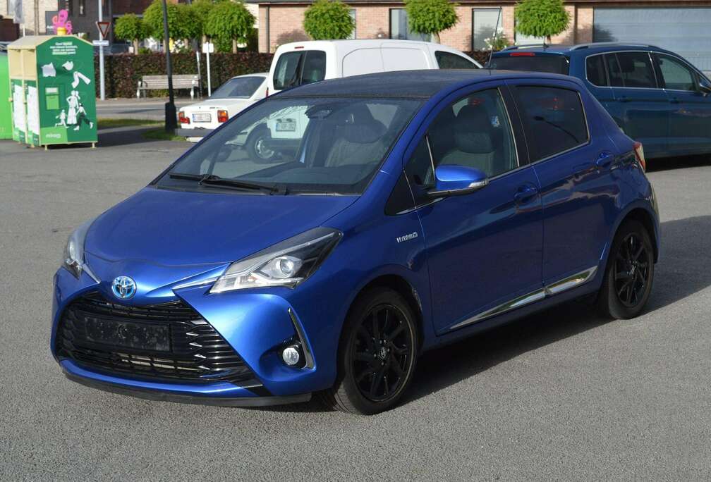 Toyota 1,5 hybride full option