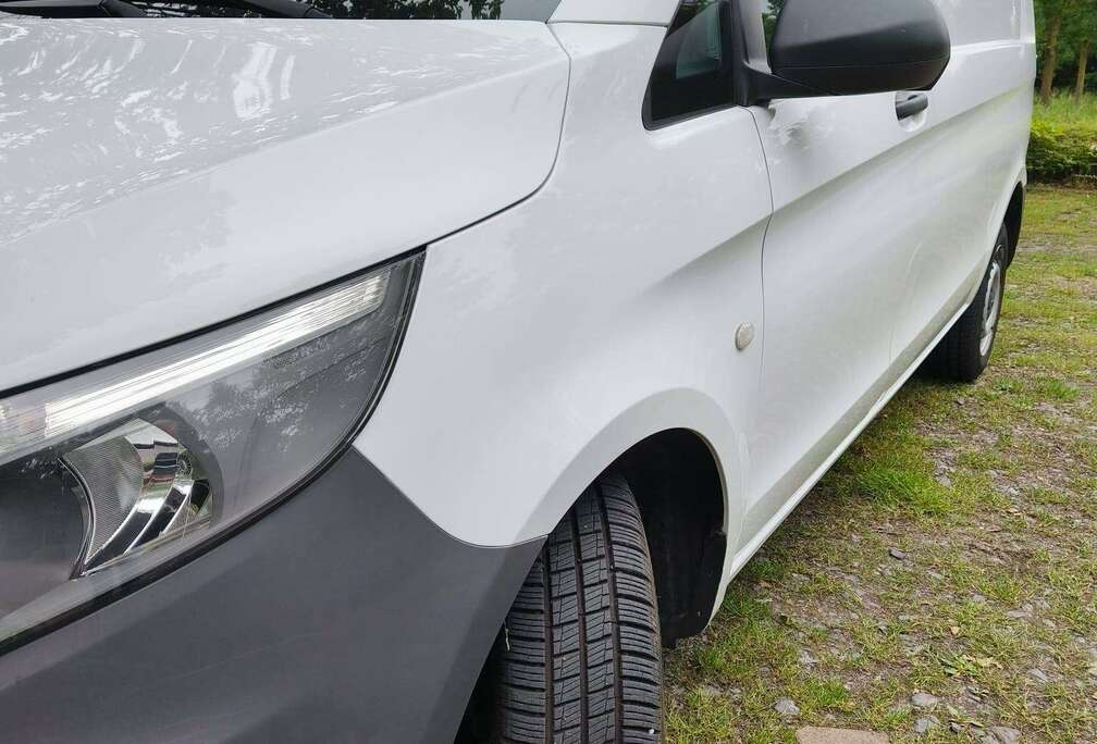 Mercedes-Benz Bestelwagen 3 -zit