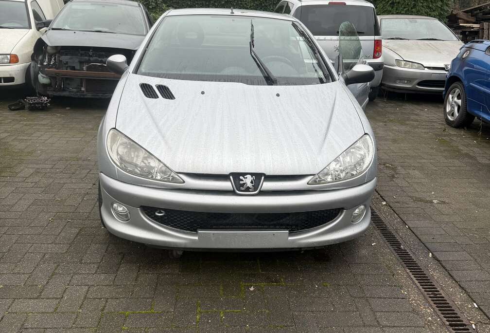 Peugeot CC 1.6 Quiksilver