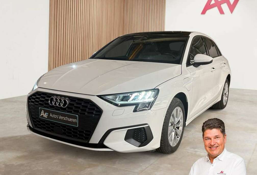Audi 40 TFSIe PHEV Attraction **