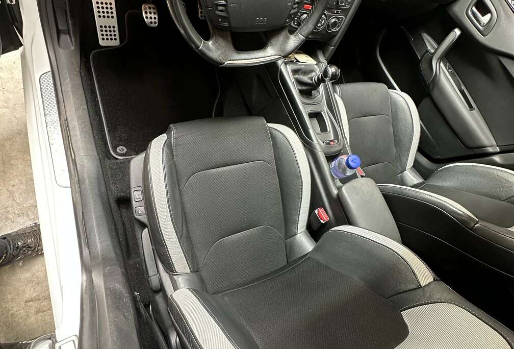 hatchback 1.6 euro 5 diesel