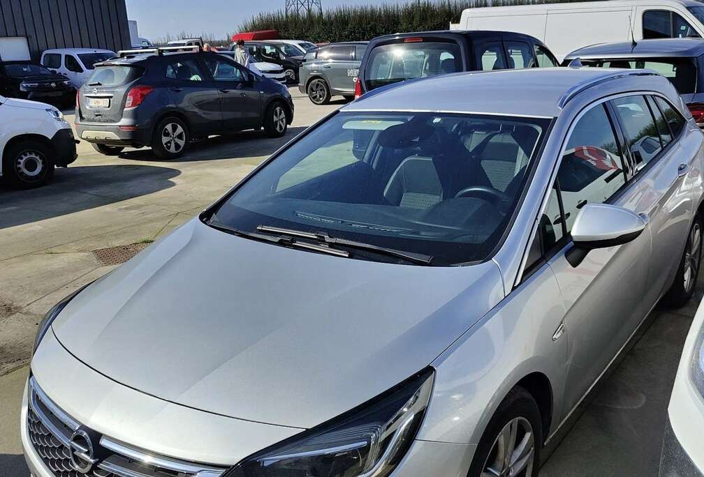 Opel Opel Astra k break Avec Bruit moteur
